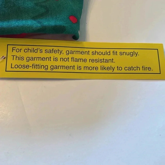 Carter’s Christmas, two piece, snug fit, long sleeve 18 months - Picture 4 of 14